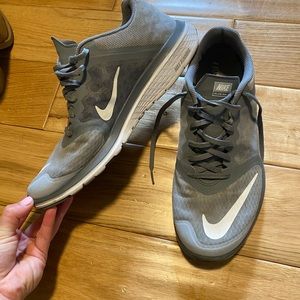 Men’s Nike shoes